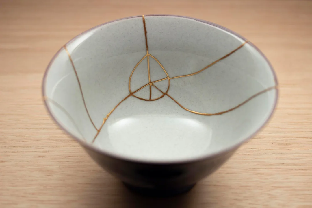 Kintsugi repair example 2